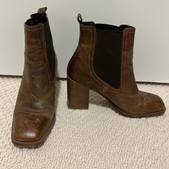 Aldo Leather Boots size 8 - Picture 1 of 4